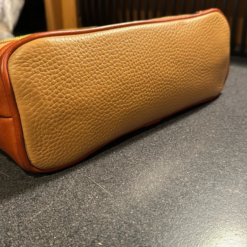 *HP* NWT DOONEY & BOURKE DE 🤎 - Picture 3 of 10